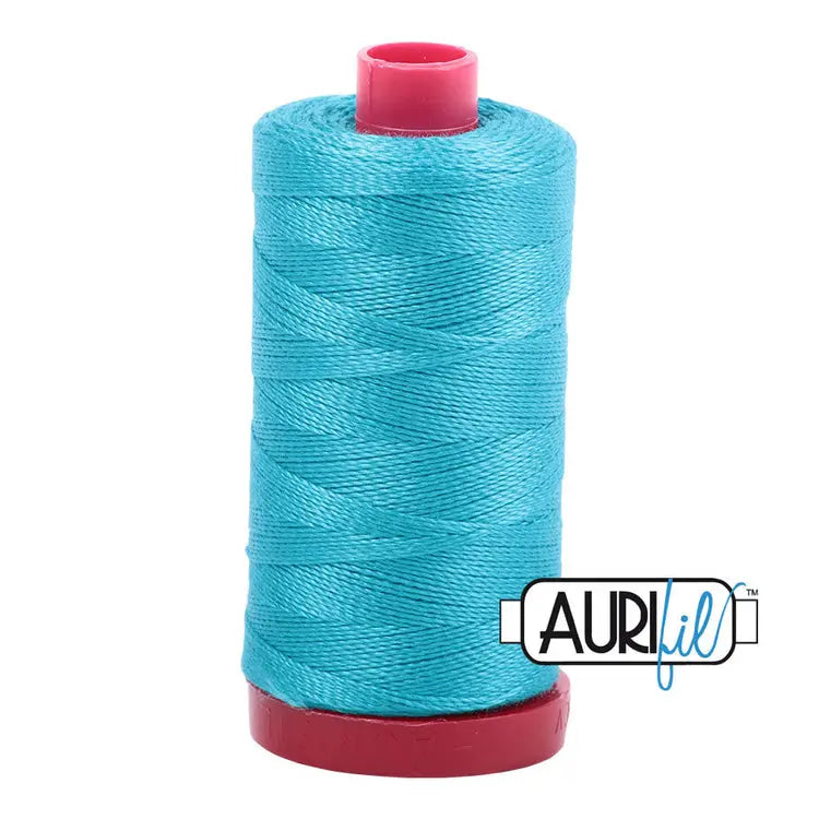 Bobine large Aurifil en coton 12 WT turquoise 2810