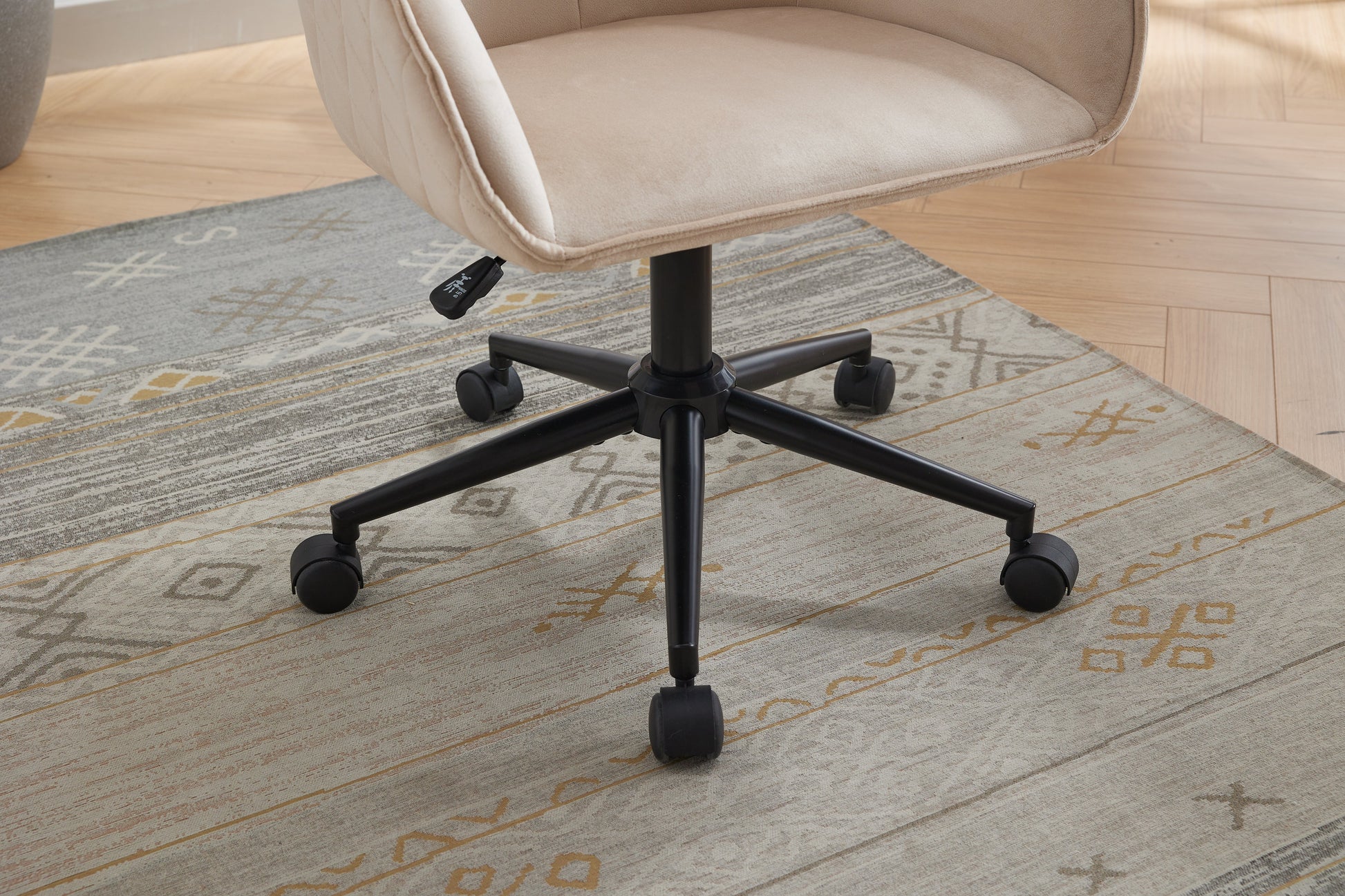 Velvet Office Desk Chair, Modern Home Desk Chair with Wheels , Vanity Chairs for Living Room, Bedroom,Study Room - Korvel