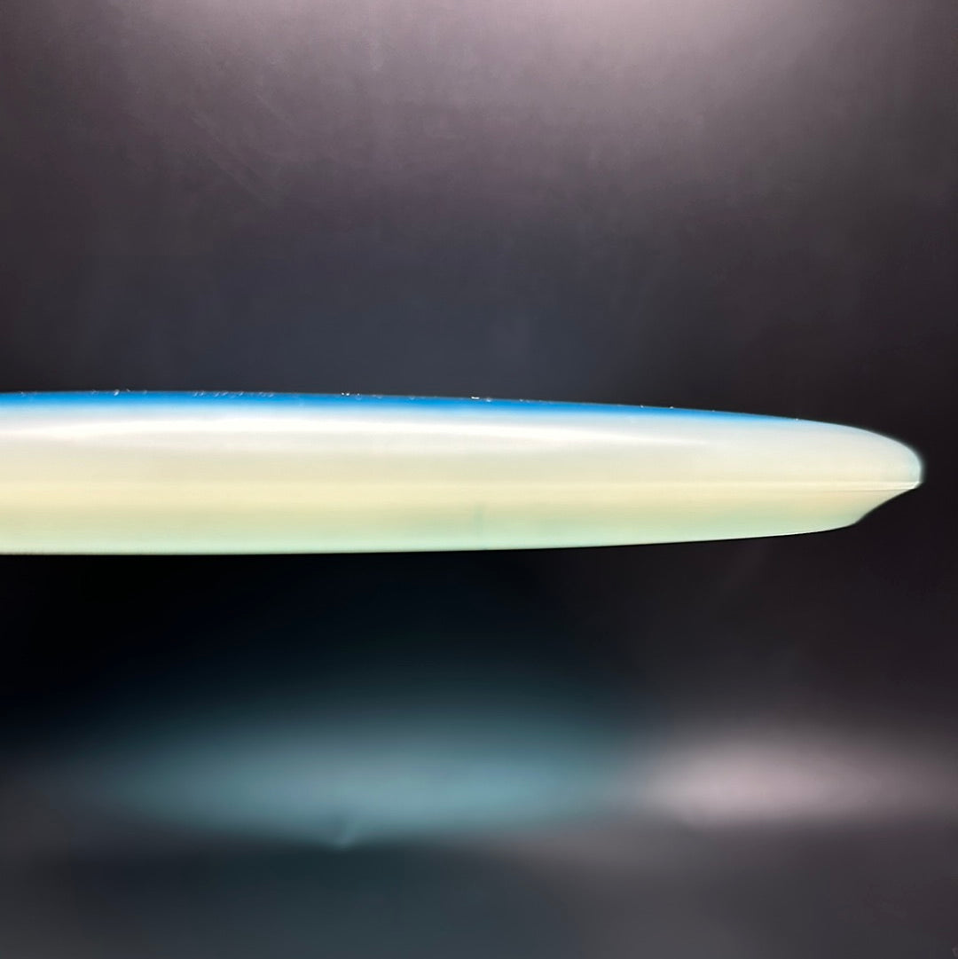 Opto Moonshine Orbit Claymore - Série Signature de Kristin Tattar