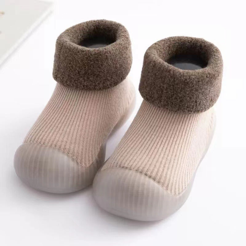 Baby walking shoes in autumn and winter with plush and thickened soft soles, non slip, pure cotton floor socks for both boys and girls to keep warm - Korvel
