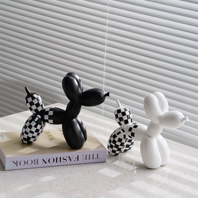 New black and white plaid balloon dog ornaments creative TV cabinet wine cabinet living room porch resin crafts - Korvel