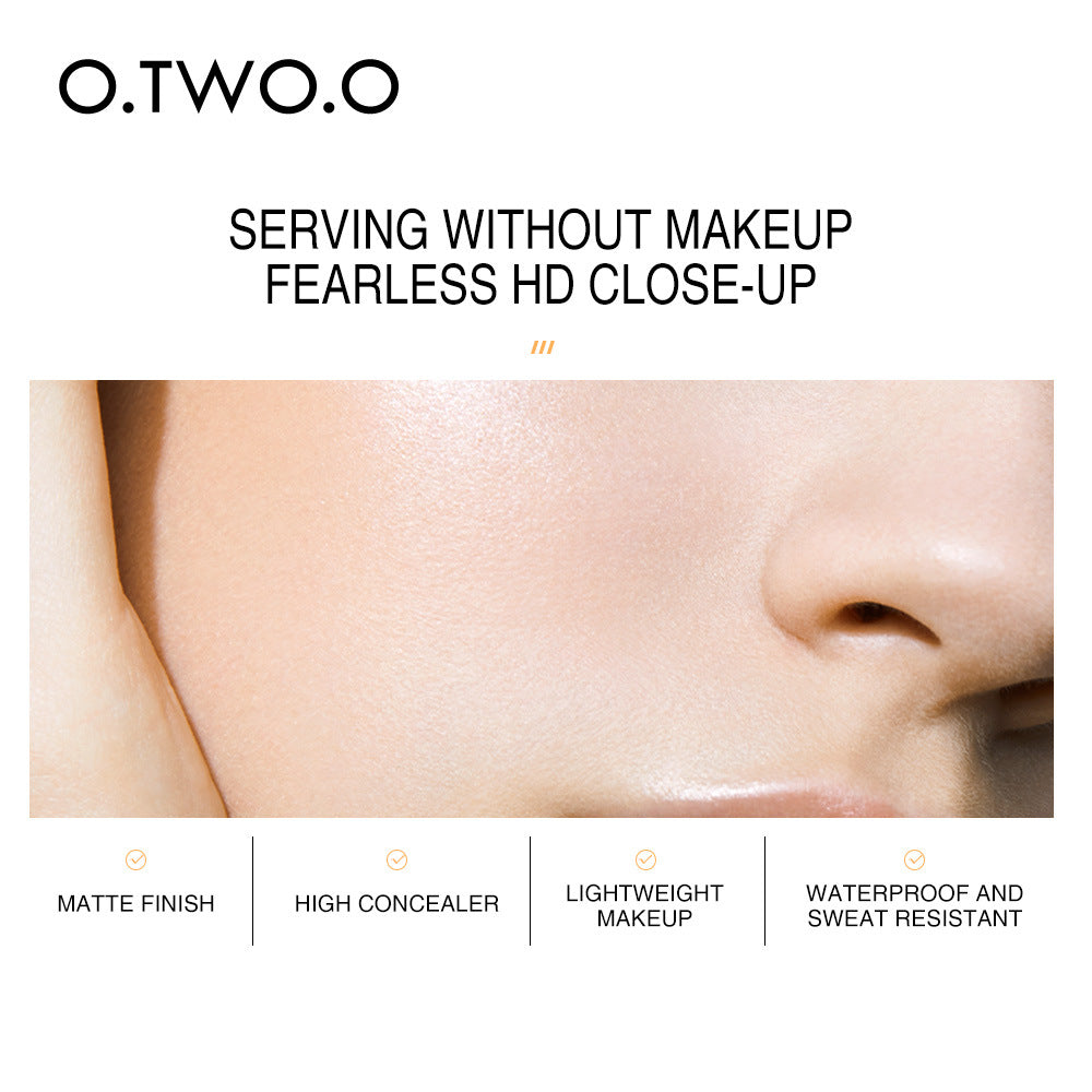Illuminating Foundation 1005 - Hydrating & Long-Lasting