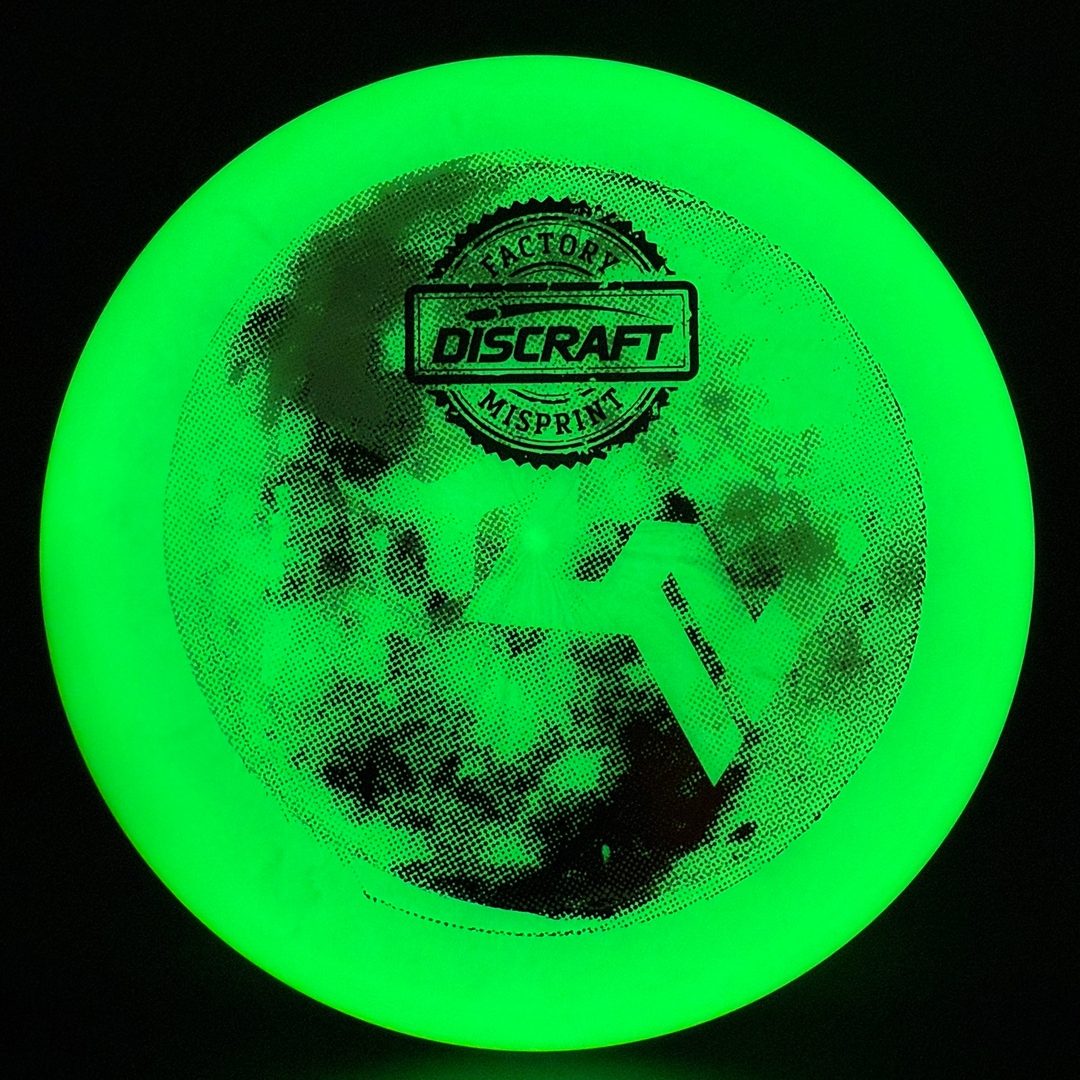 Mega Glo Luna - Moon Misprints par Paul McBeth