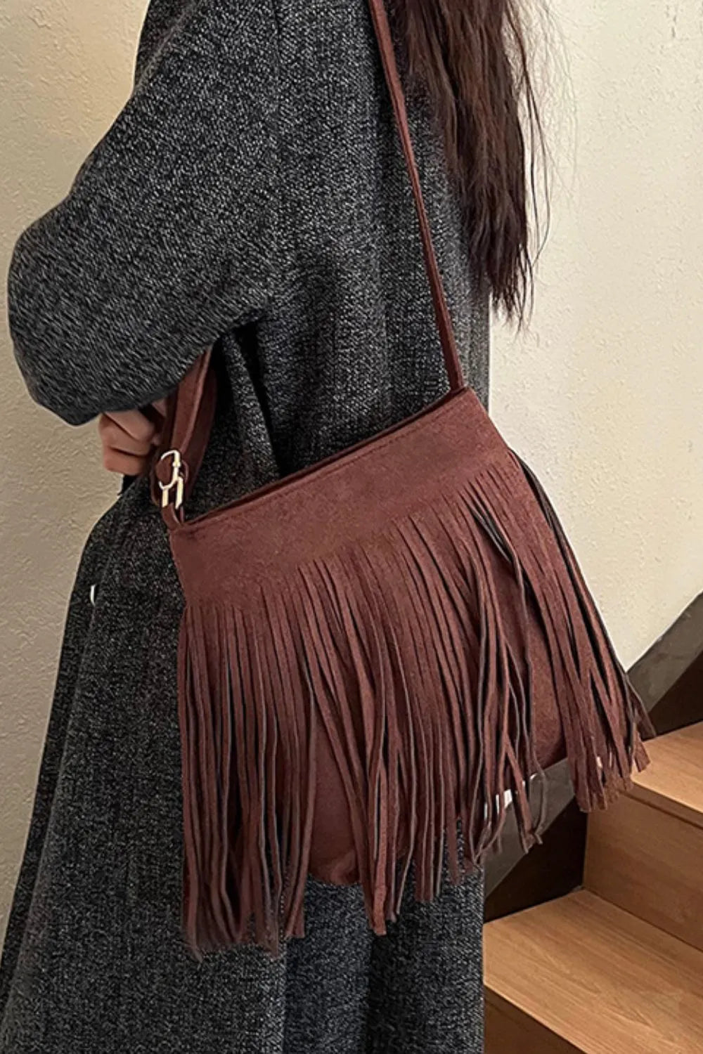 Suede Fringe Shoulder Bag - Stylish & Versatile