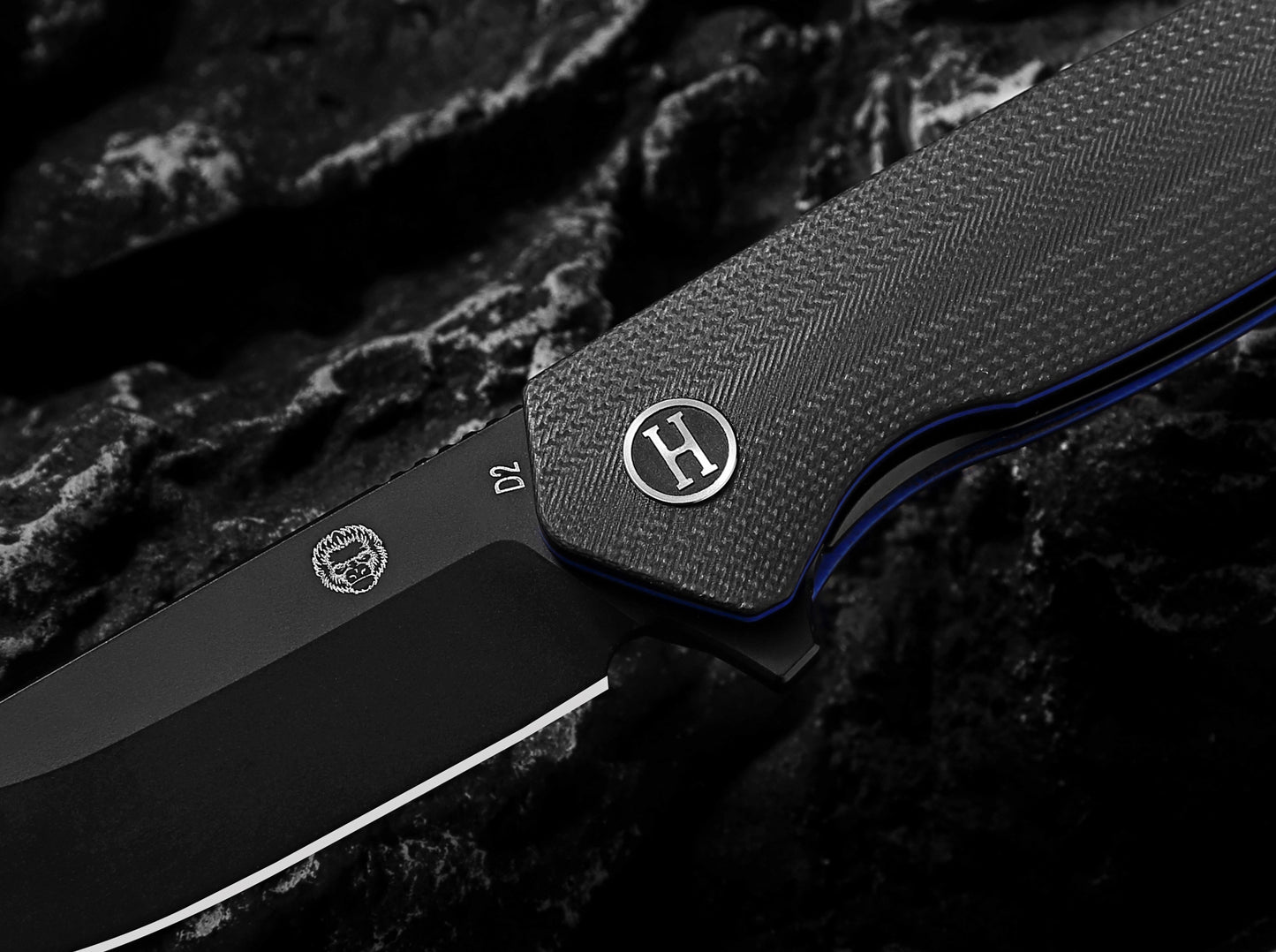 The Pathfinder Folding Pocket Knife Giftset for Men and Women (Black and Blue) - Korvel