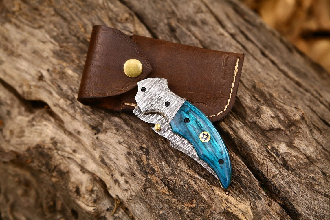 Exquisite Custom Damascus Steel EDC Folding Knife – Unique Wood Handle, 3-Inch Blade, Leather Sheath – Perfect for Weddings - Korvel
