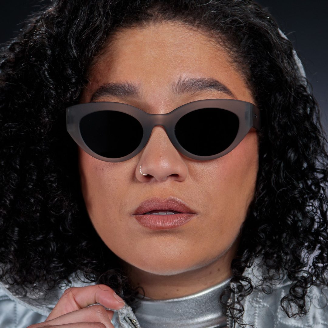 Galactic Glamour: Moonbeam Daydream Polarized Sunglasses - Korvel