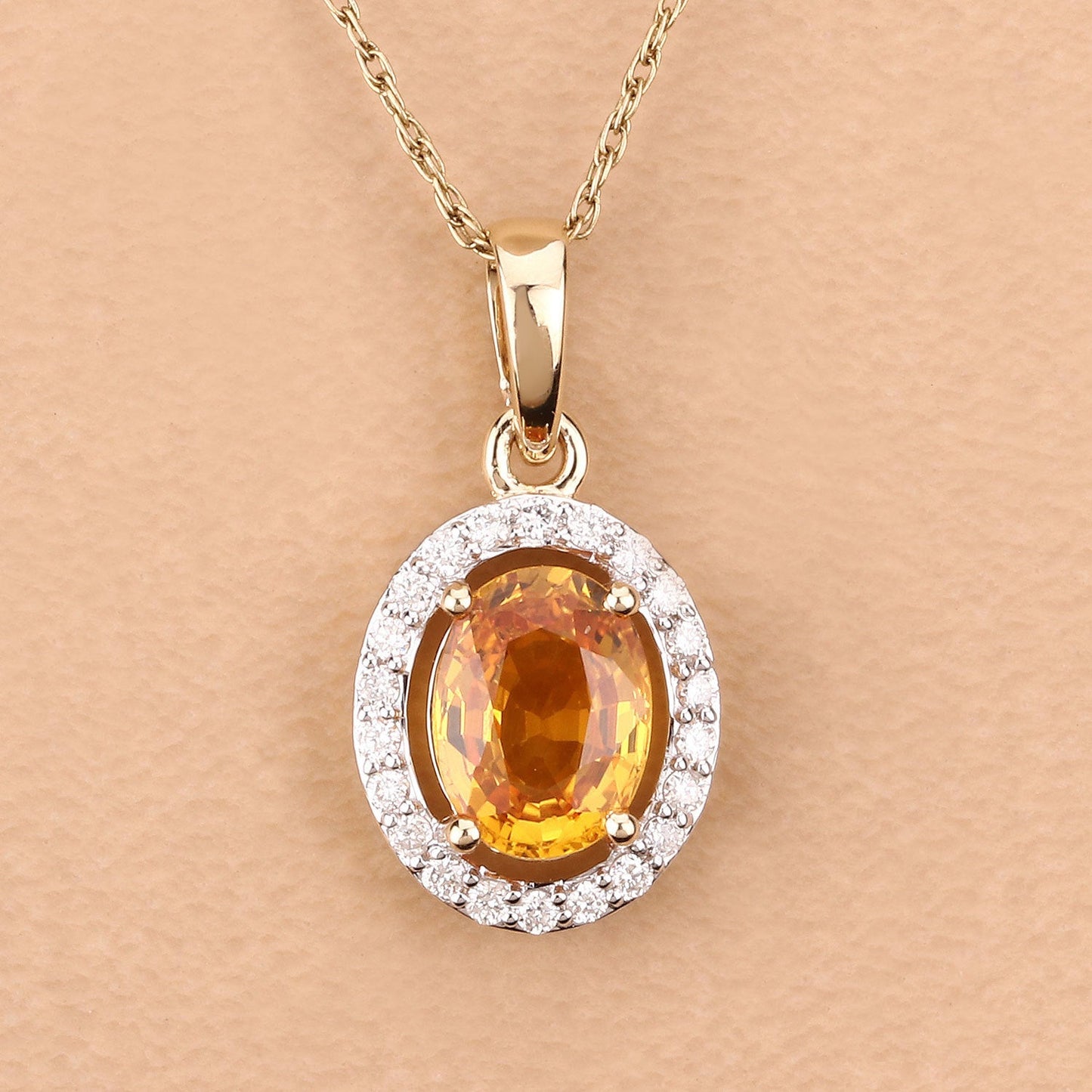 Colgante de Zafiro Amarillo y Diamante de 1.78 Quilates en Oro de 14K