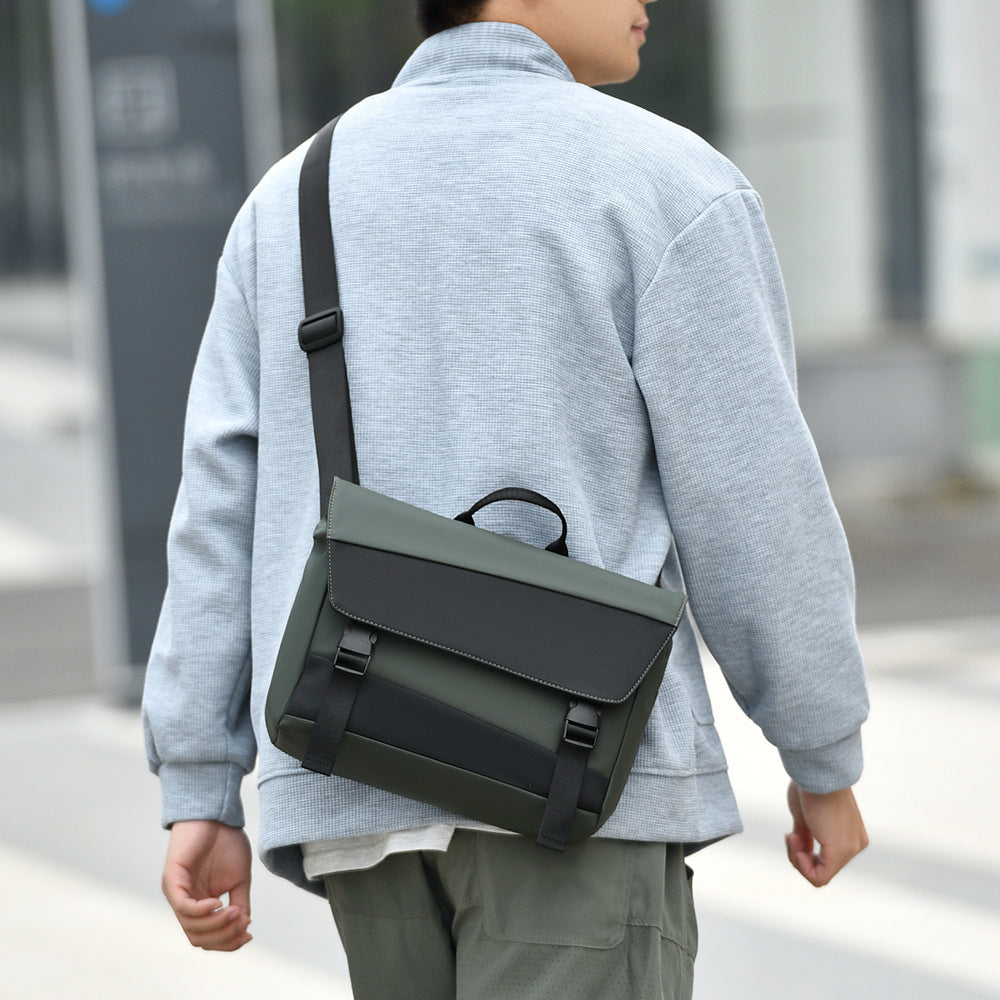 Men's Large Capacity Business Travel Messenger Bag