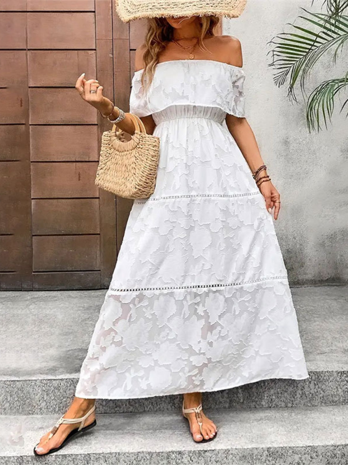 Robe Maxi Élégante à Épaules Dégagées pour l'Été