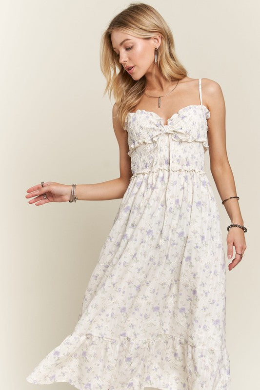 Robe smockée florale élégante pour un style sans effort