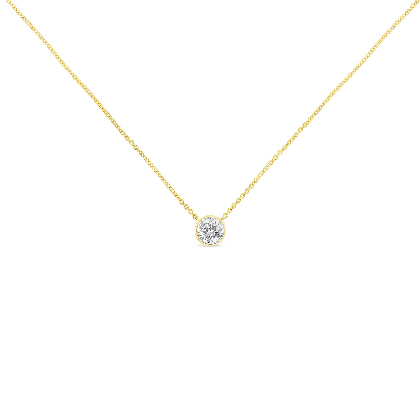 Collar de Pendiente con Diamante Engastado en Bezel de Oro Amarillo de 10K y 1/2 Quilate