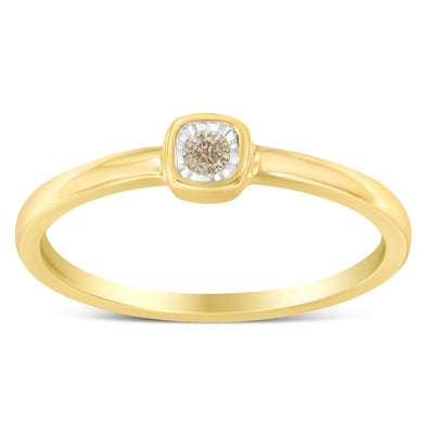 Bague de promesse en argent sterling plaqué or jaune 14K avec diamant en coussin