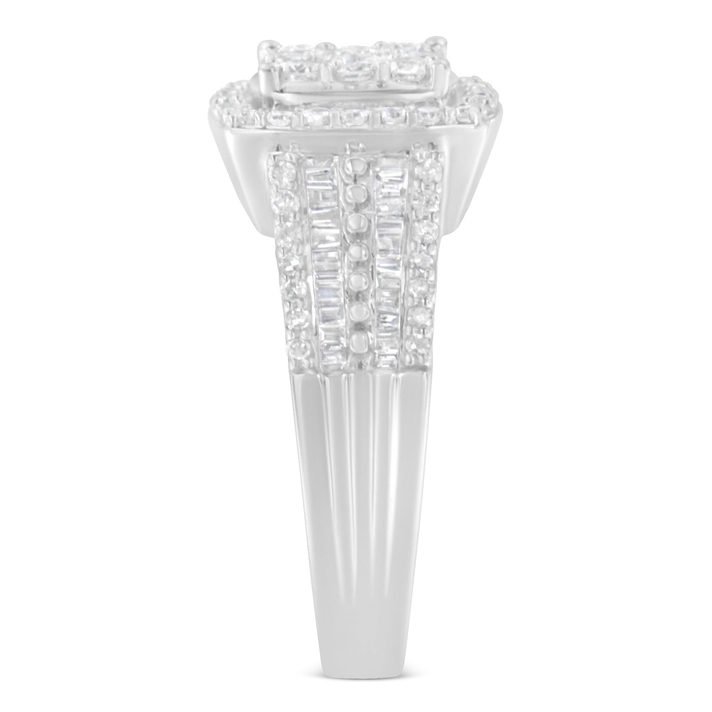 10K White Gold Diamond Cluster Engagement Ring - Size 6.75