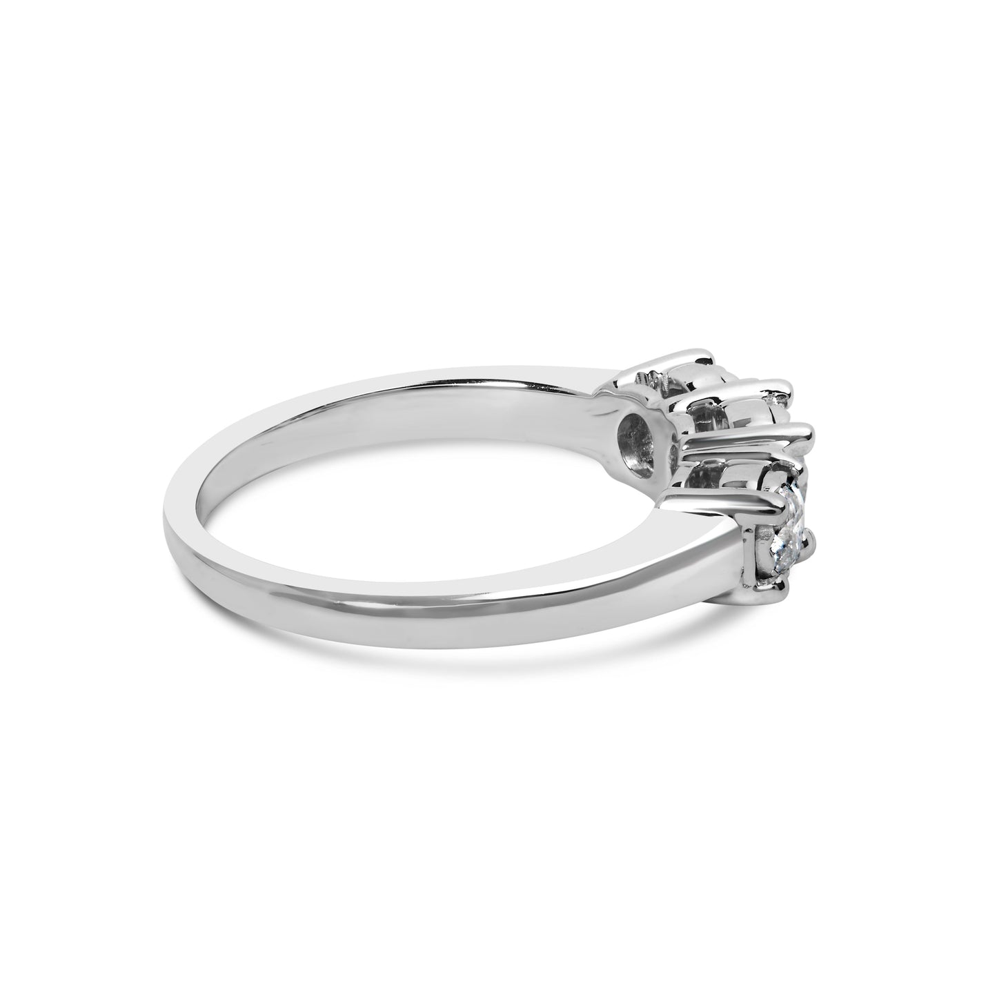 Anillo de Tres Piedras de Diamante Creado en Laboratorio de Oro Blanco de 14K - Talla 7