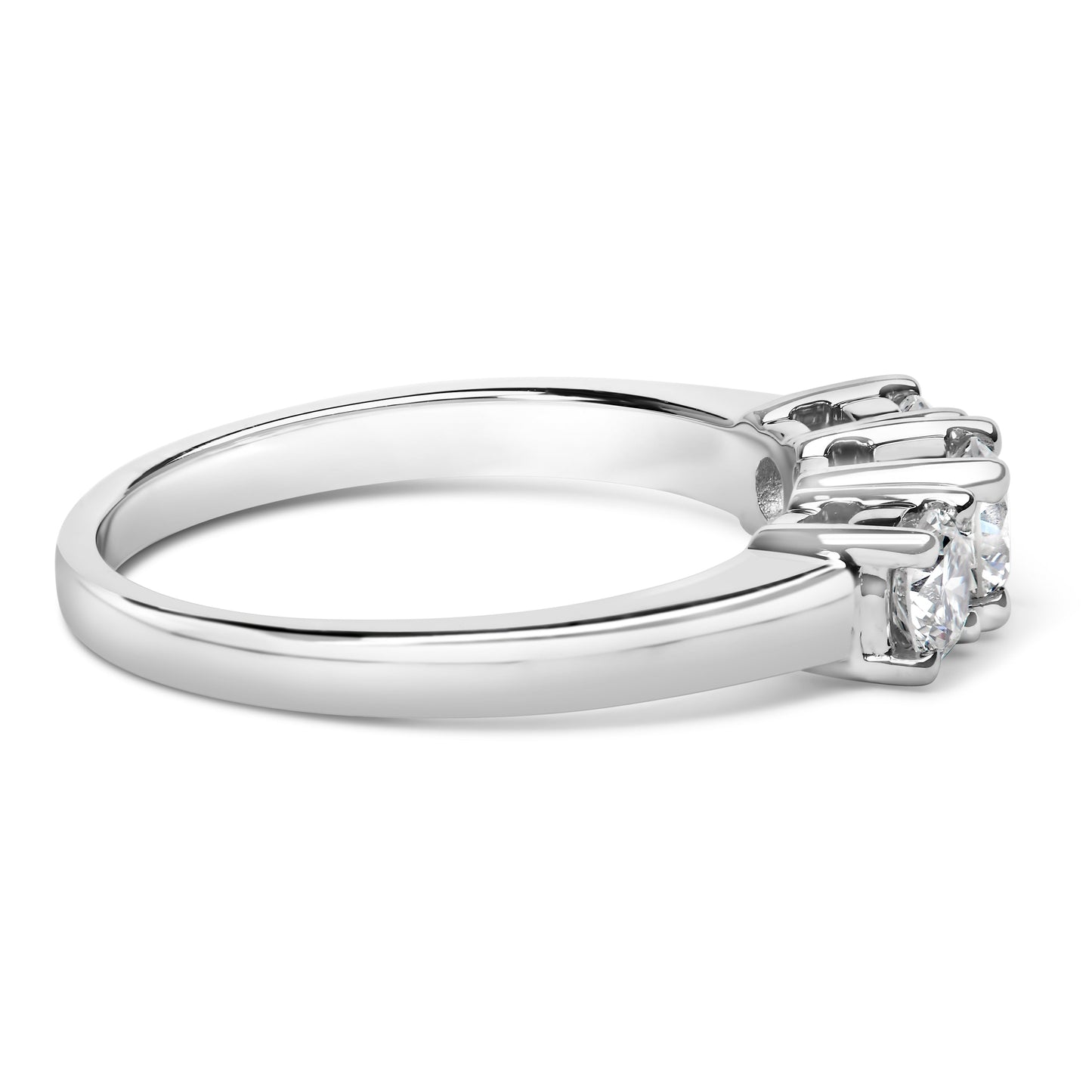 Anillo de Compromiso de Diamante Creado en Laboratorio de 3 Piedras en Oro Blanco de 14K - Talla 7