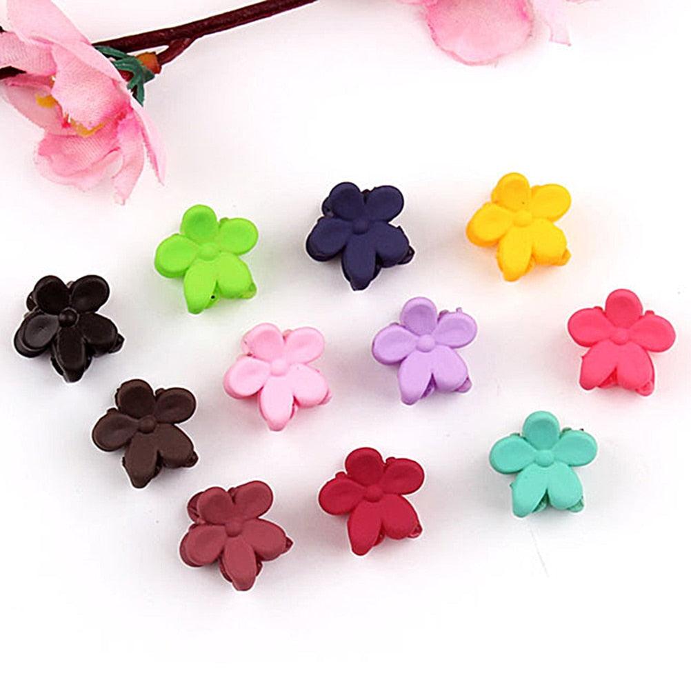 30 Pcs Mini Flower Hair Clips for Kids and Women