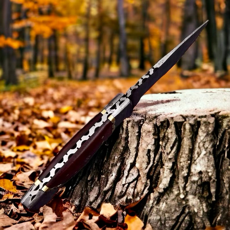 Compact Bushcraft Knife – 9" Damascus Steel Blade with Elegant Rosewood Handle & Leather Sheath - Korvel
