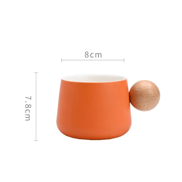 Ensemble de tasse et soucoupe en céramique élégante