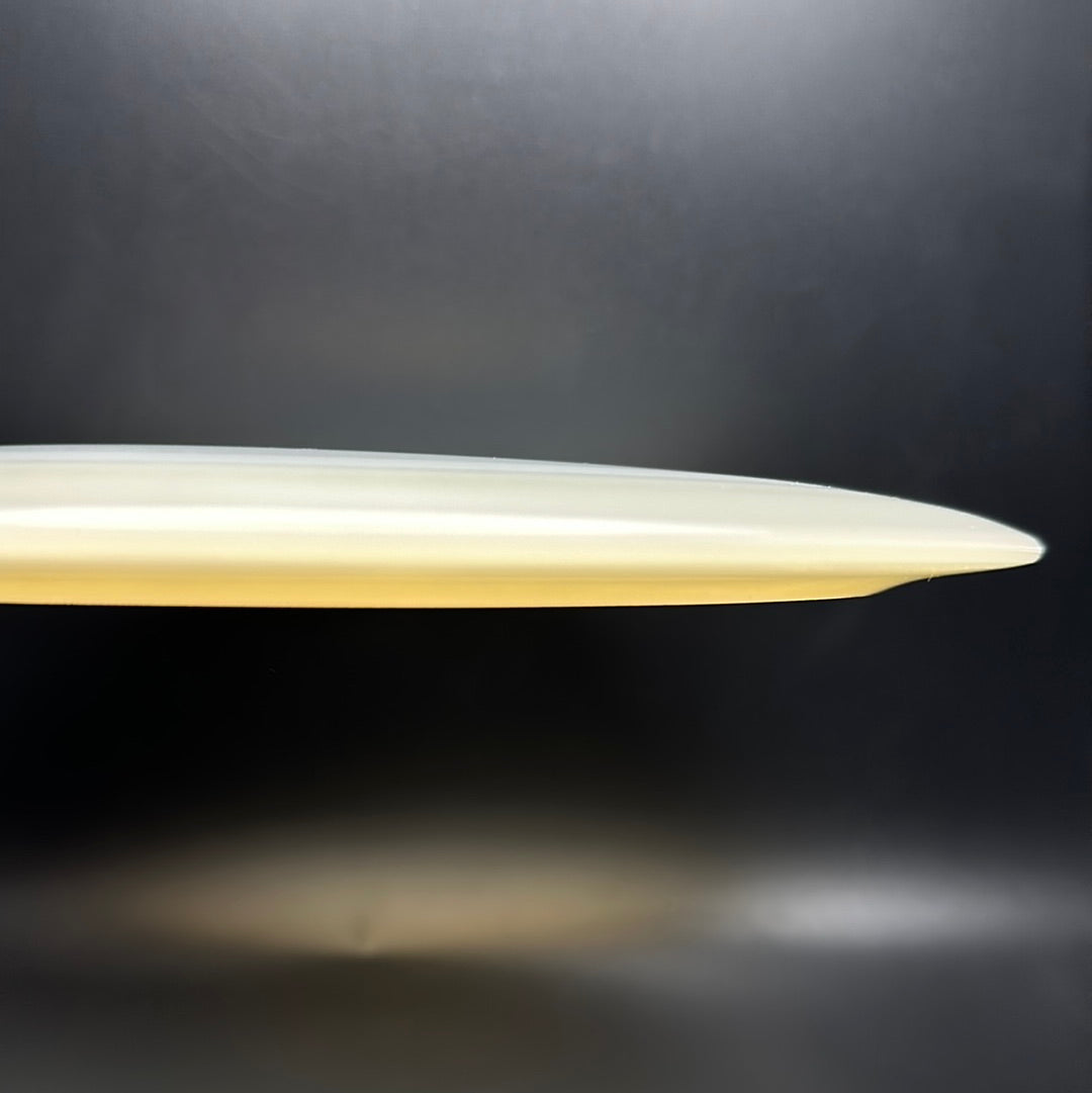 K1 Glow Guld - First Run Disc Golf Driver