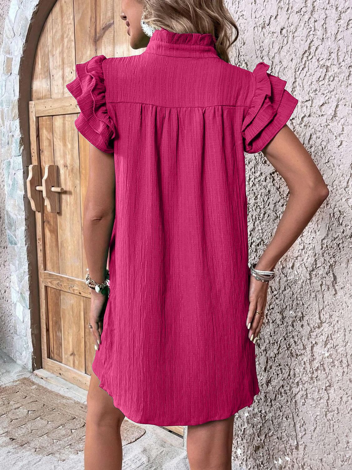Robe Mini Élégante à Manches Courtes Volantes
