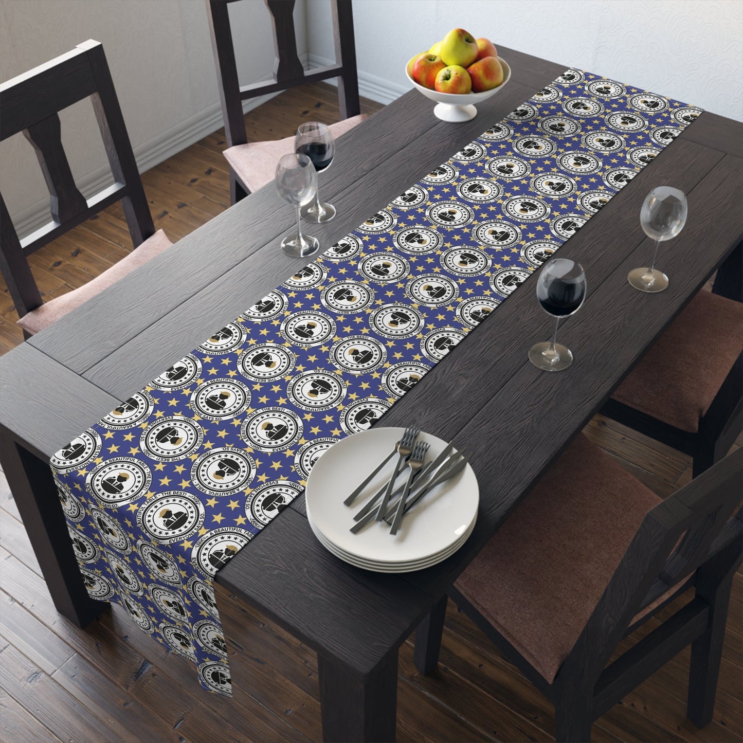 Elegant Faux Seal Pattern Table Runner