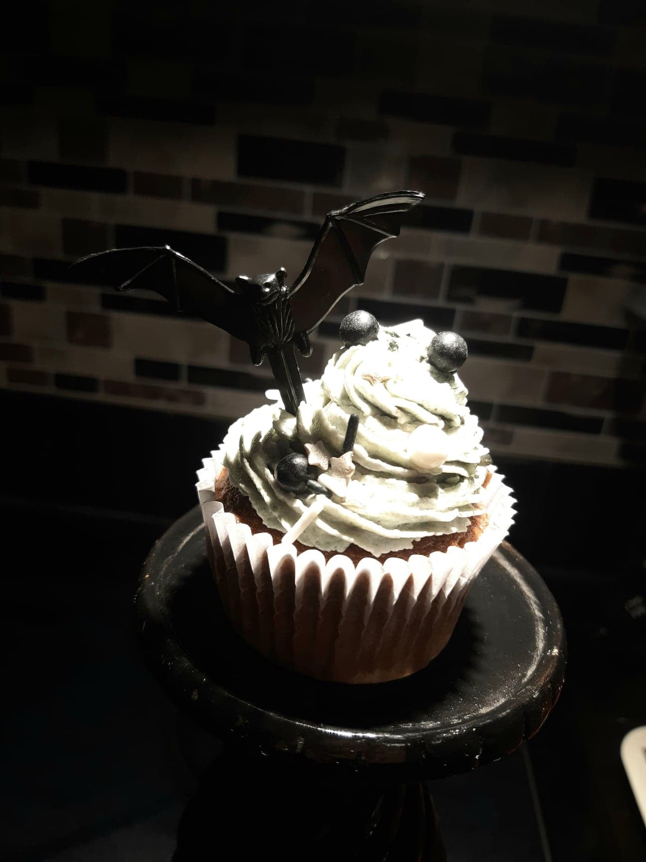 Toppers de Cupcake de Murciélago Negro de Oasis Supply para Halloween con Tatuajes de Bonificación