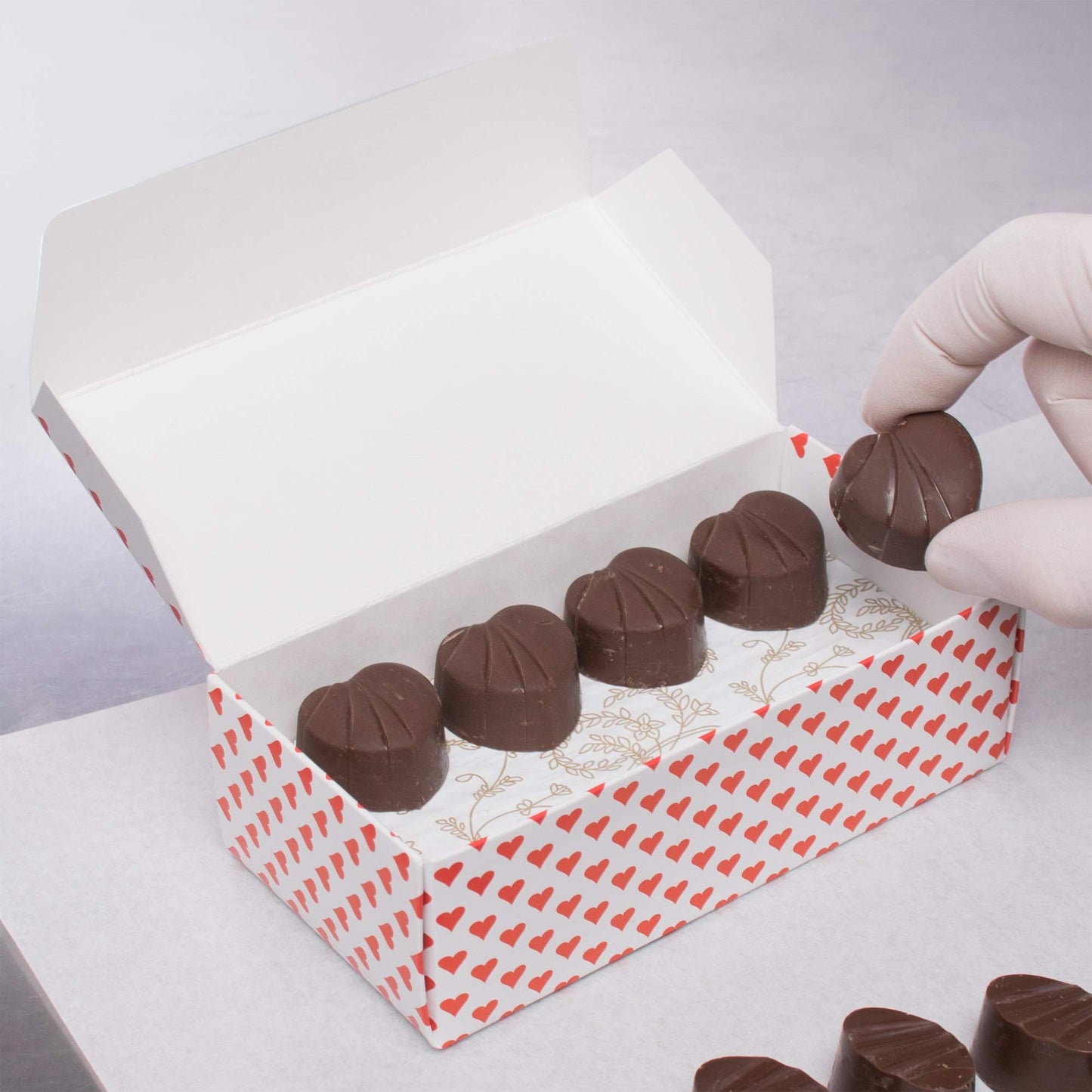 Kit de Caja de Dulces Muchos Corazones - 12 Cajas con Cintas