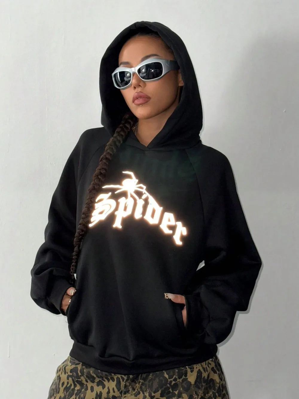 Long Sleeve Hoodie with Kangaroo Pocket - Korvel
