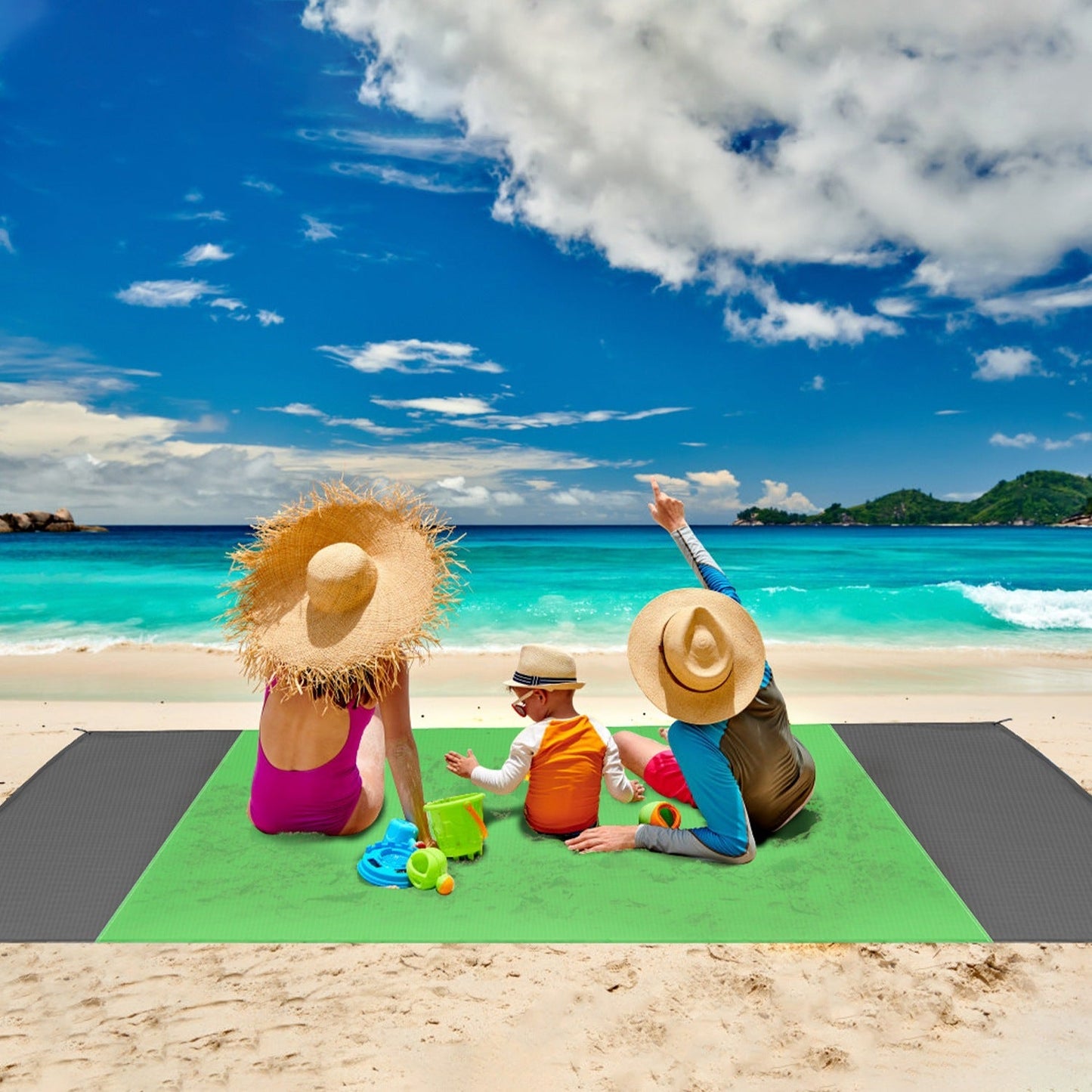 Sand Proof Picnic Blanket - Water Resistant & Foldable for Outdoor Fun