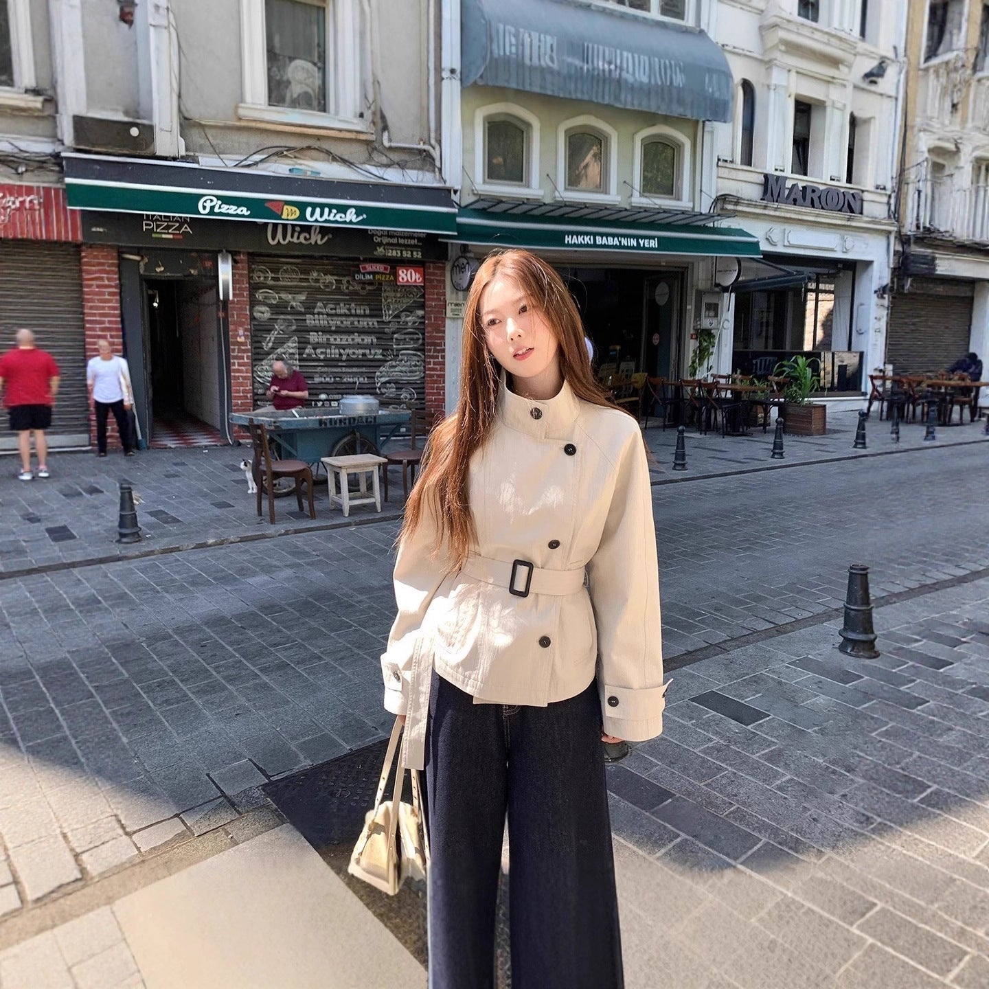 Korean-Style Early Autumn Short Trench Coat for Women