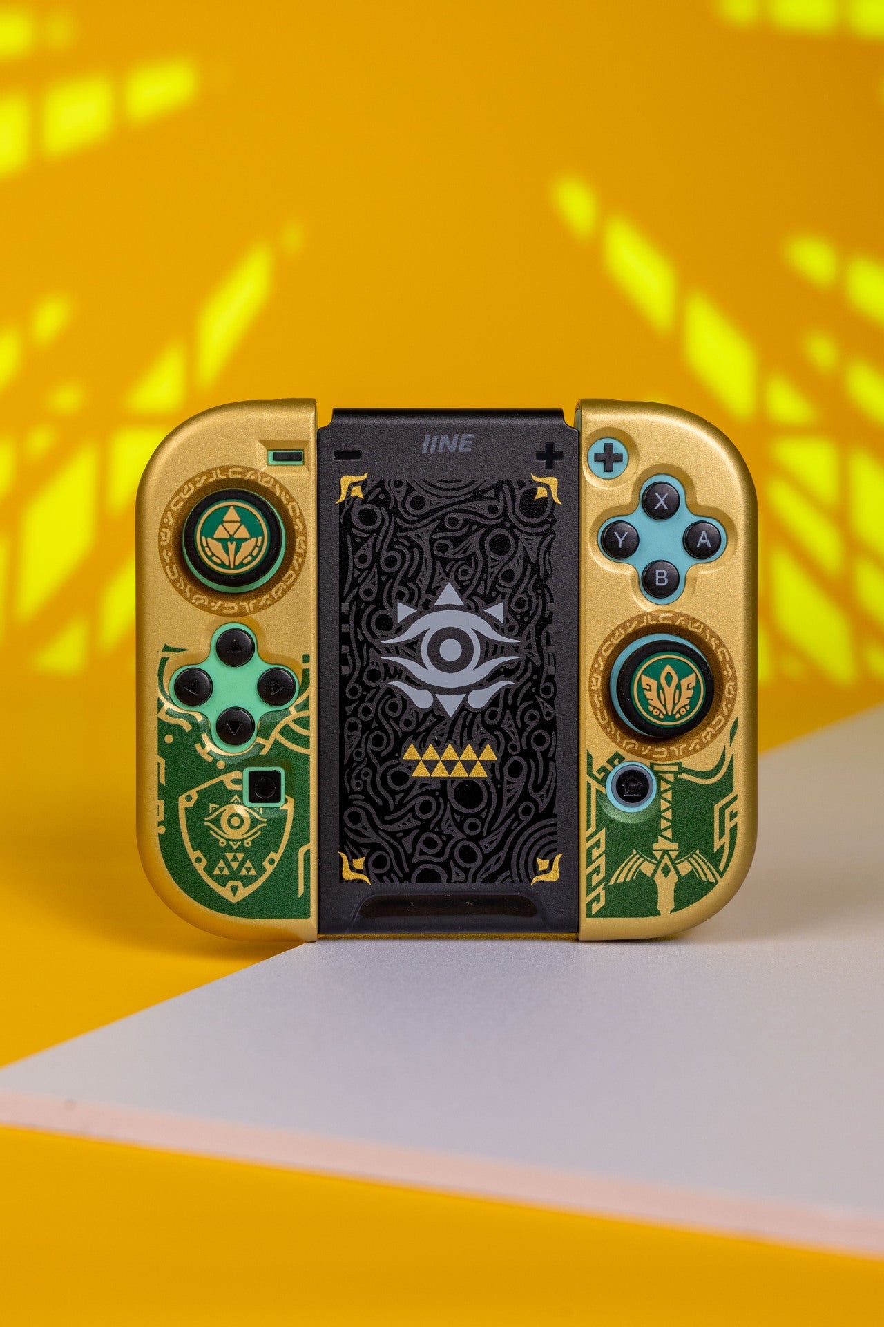 Switch/OLED Zelda Kingdom Tears Series Accessories Charging Grip - Korvel