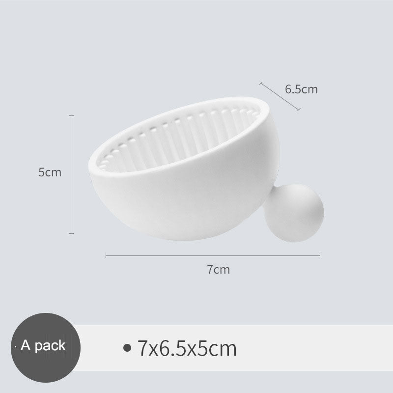 Creative Xiaowangzi Makeup Brush Cleaning Plate - Korvel