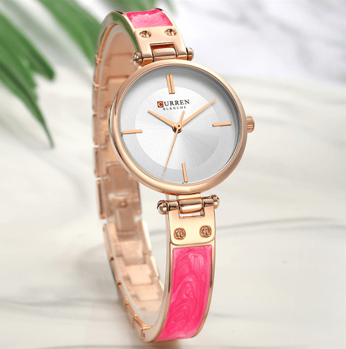 Montre en acier inoxydable élégante pour femmes avec bracelet en céramique