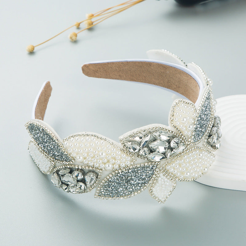 Diadème en forme de feuille en perles et strass