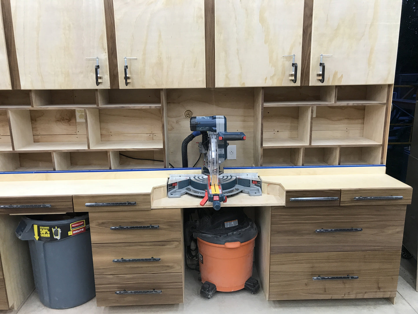 Extreme Miter Station Plans for Custom Woodworking