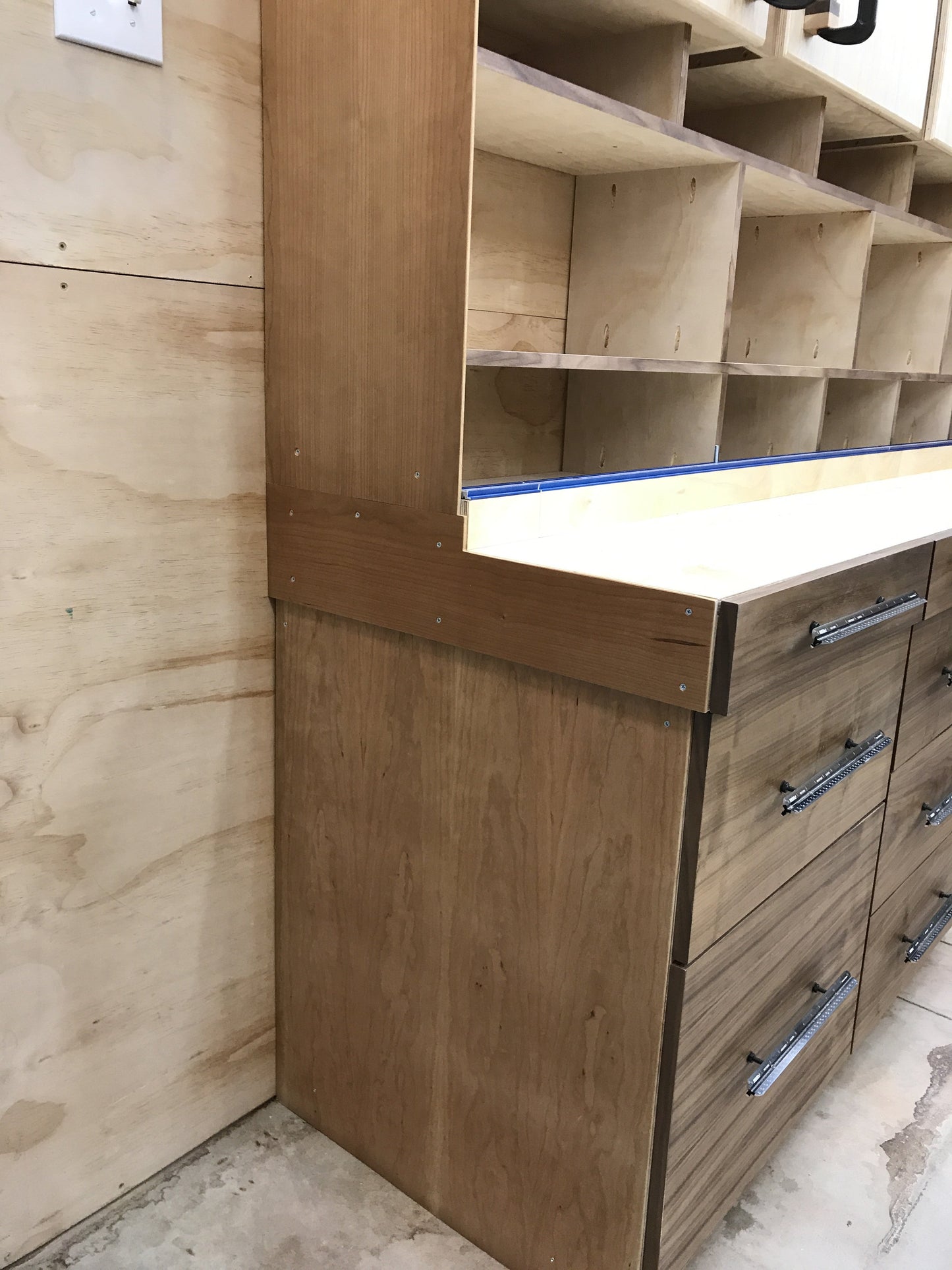 Extreme Miter Station Plans for Custom Woodworking