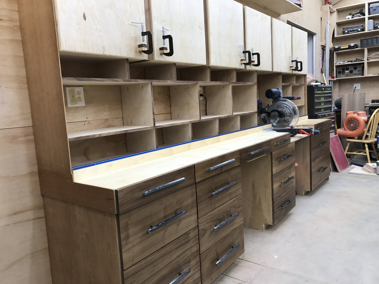 Extreme Miter Station Plans for Custom Woodworking