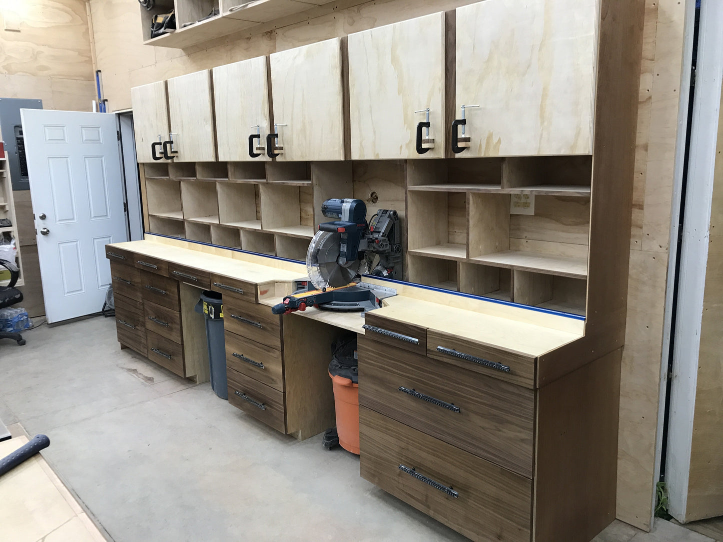 Extreme Miter Station Plans for Custom Woodworking