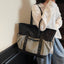 Bolsa de viaje duffel ligera para mujeres, ideal para yoga y fitness