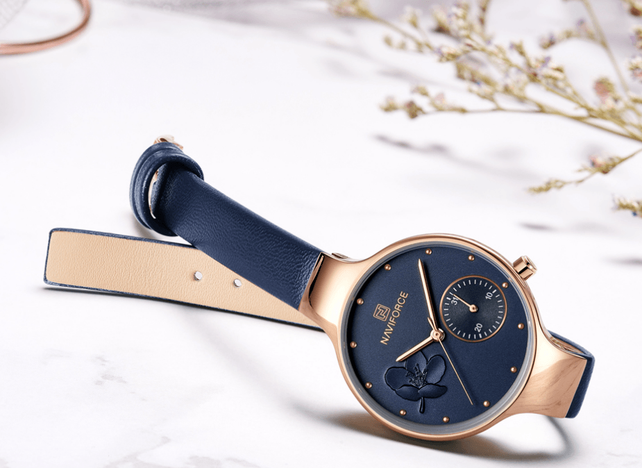 Montre analogique à quartz élégante pour femmes avec bracelet en cuir