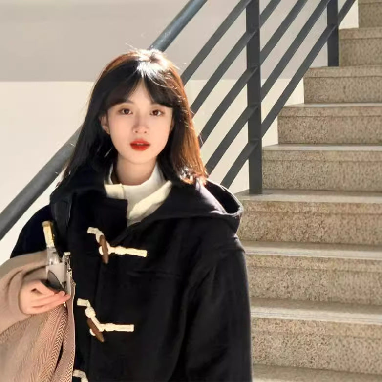 Abrigo Elegante Largo Negro de Lana con Toggle para Mujeres