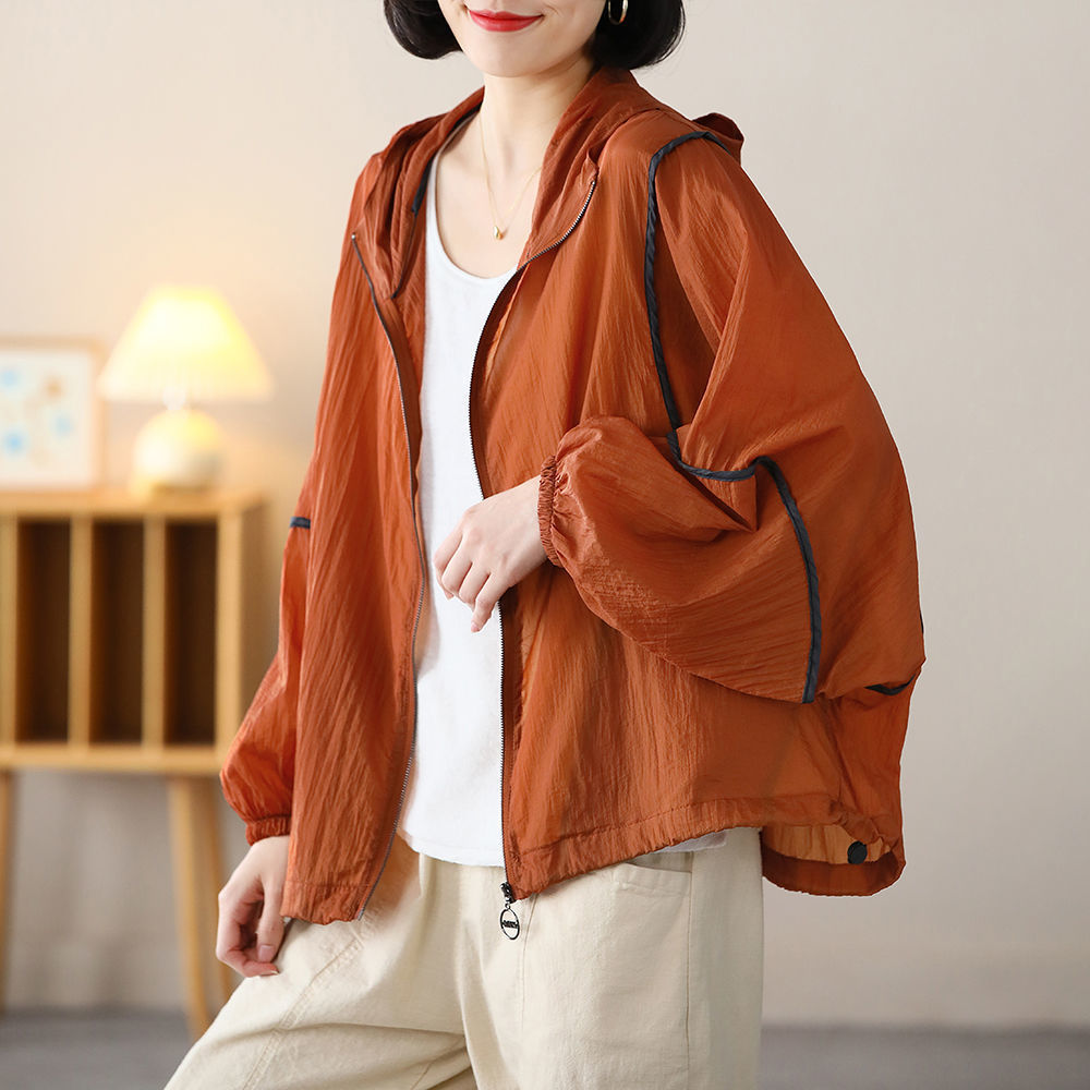 Loose-fitting Breathable Outdoor Windbreaker