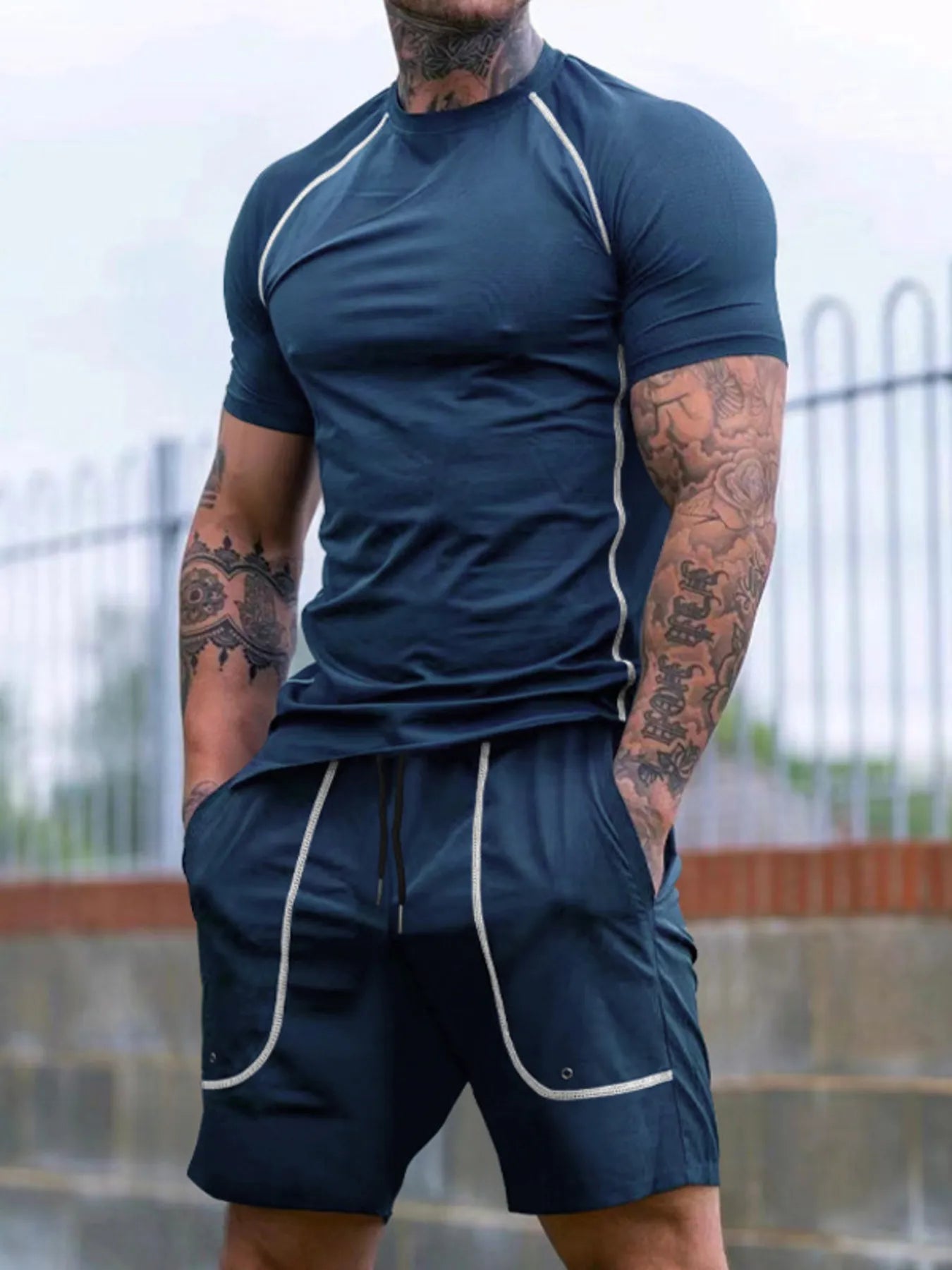 Conjunto de camiseta y pantalones cortos de 2 piezas para hombres cómodo