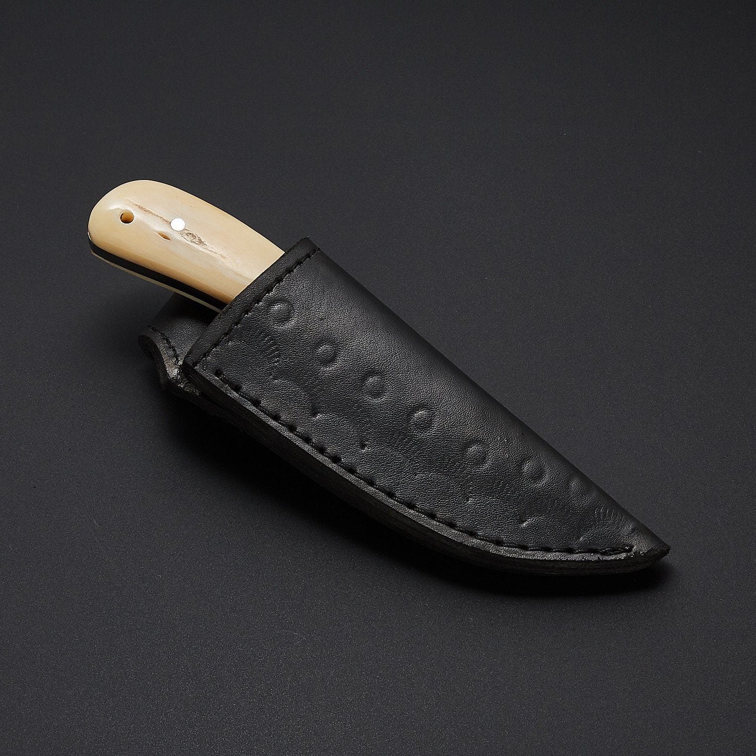 Ultimate Fieldmaster: 7.5-Inch D2 Steel Skinning Knife with Bone Handle - Korvel