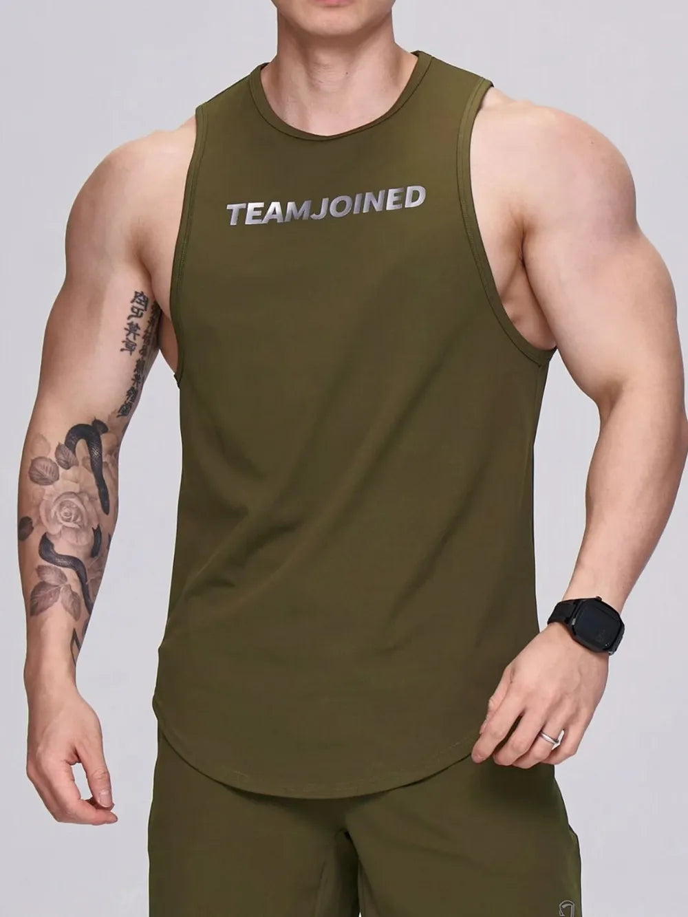 Camiseta Activa de Cuello Redondo para Hombre en Tallas Grandes con Letras
