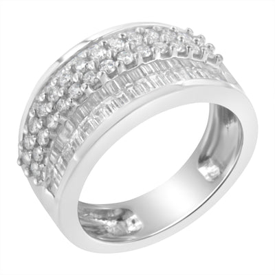 14K White Gold Round & Baguette Diamond Engagement Ring