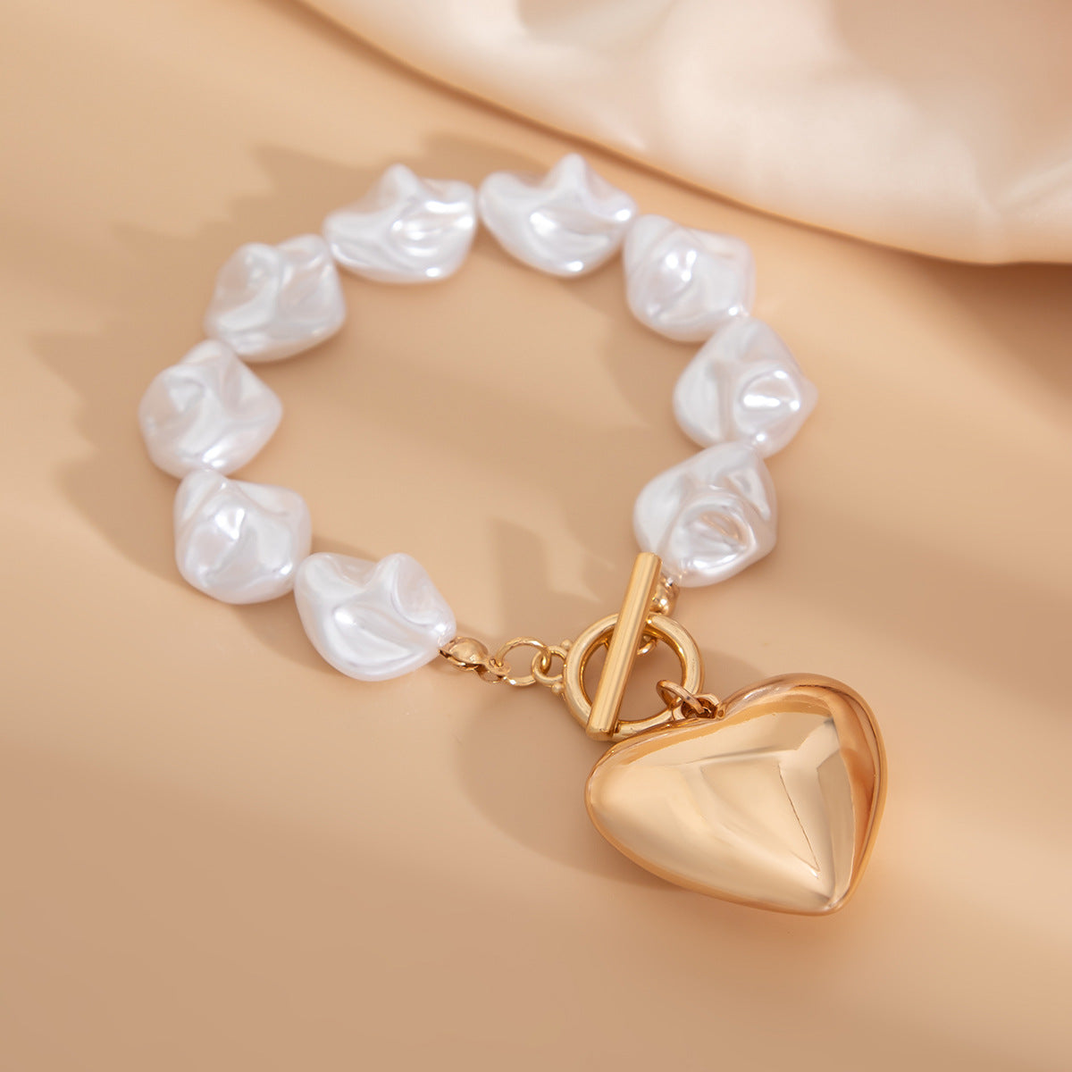 Ensemble de collier pendentif creux en forme de cœur élégant