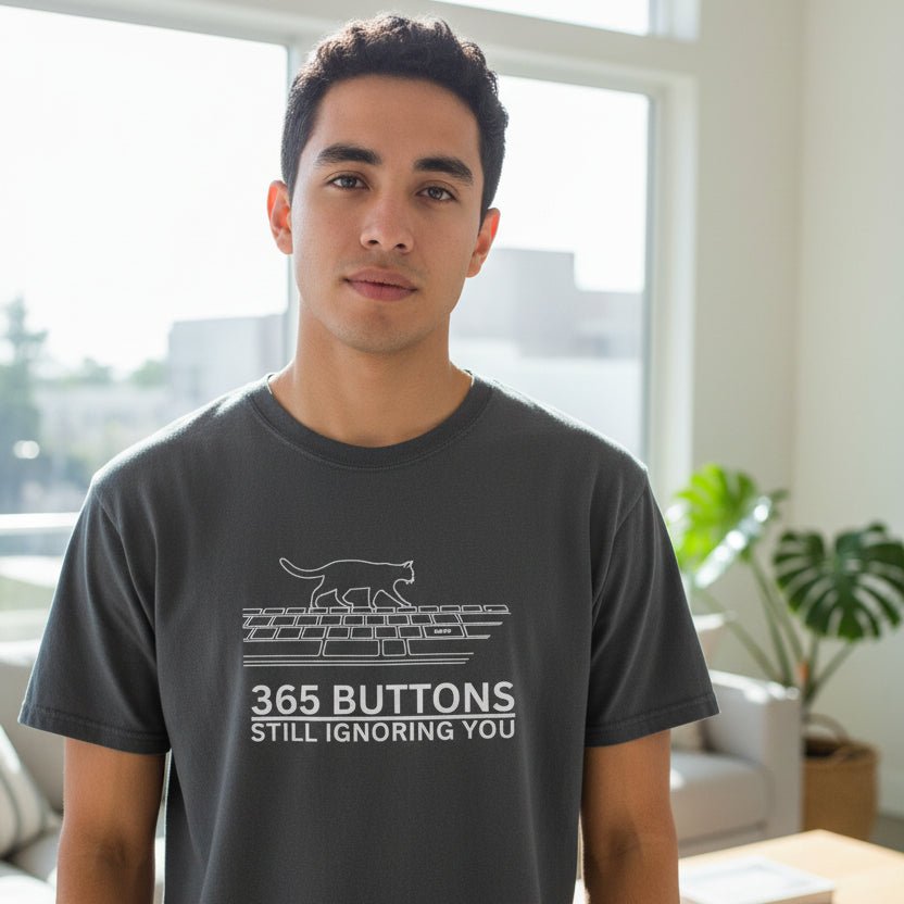 365 Botones Siguiendo Ignorándote – Camiseta de Teclado de Gato
