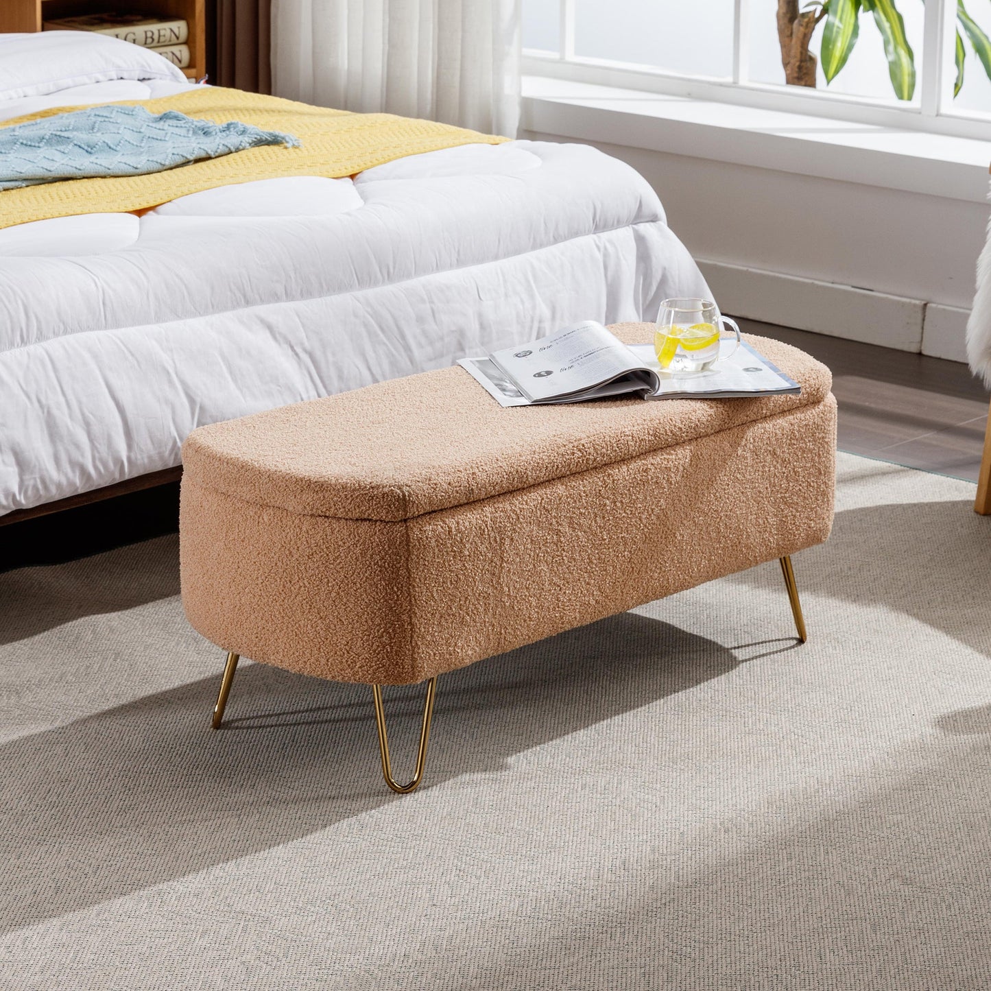 Banco Ottoman de Almacenamiento Camel con Patas Doradas